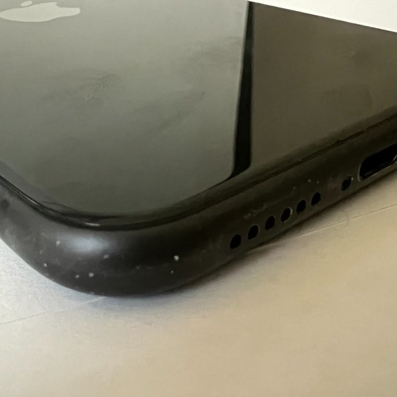 IPHONE 11 64GB BLACK UNLOCKED GOOD CONDITION - Picture 4 of 13